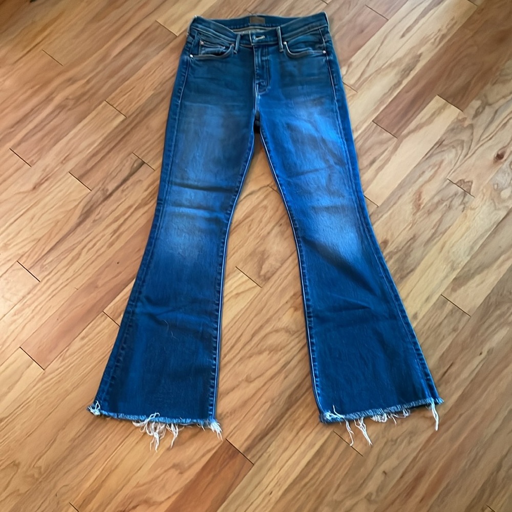 MOTHER Lil Mother Weekender Fray EUC Size 28 - Picture 2 of 7